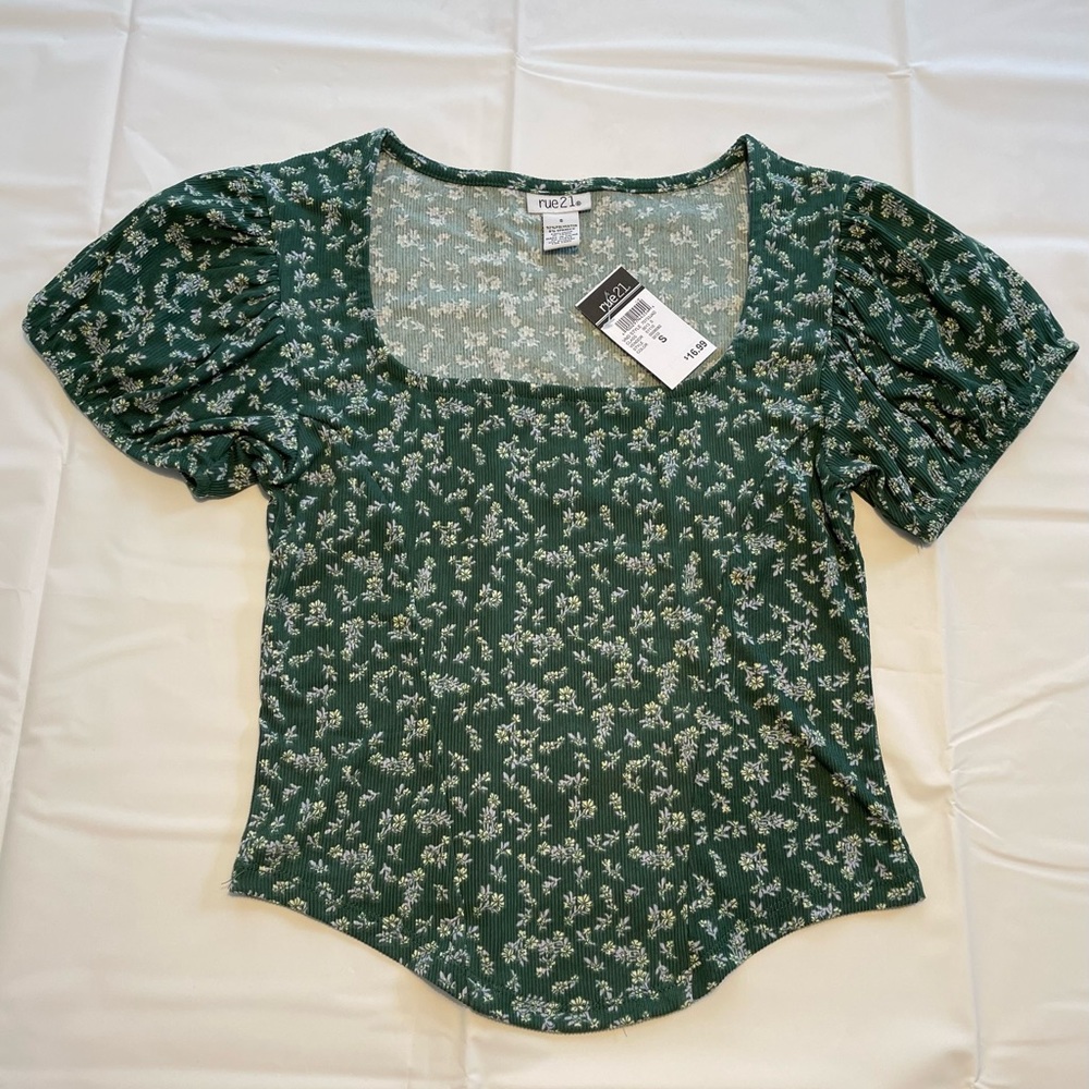 Rue21 Top #151